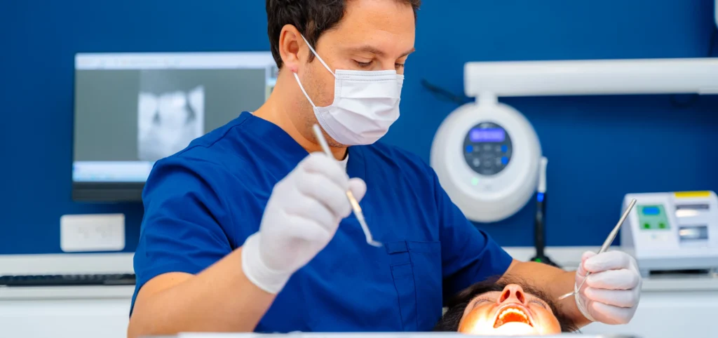 mxl scaled Parodontite : la maladie des gencives Dr Ludovic Zeitoun - Chirurgien-dentiste à L'Isle-Adam